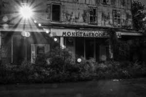 Building Sunlight in Black & White