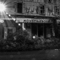 Building Sunlight in Black & White