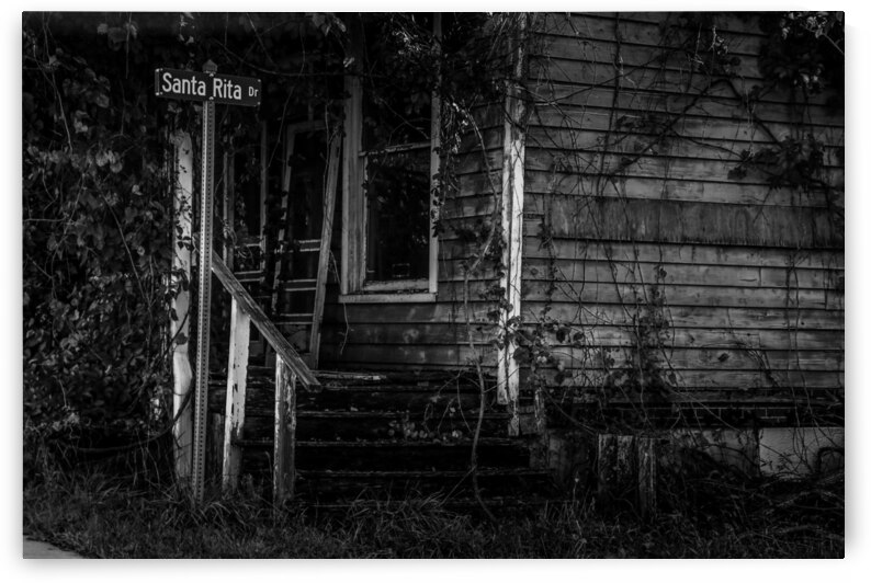 Abondoned Building BW by Deb Beausoleil